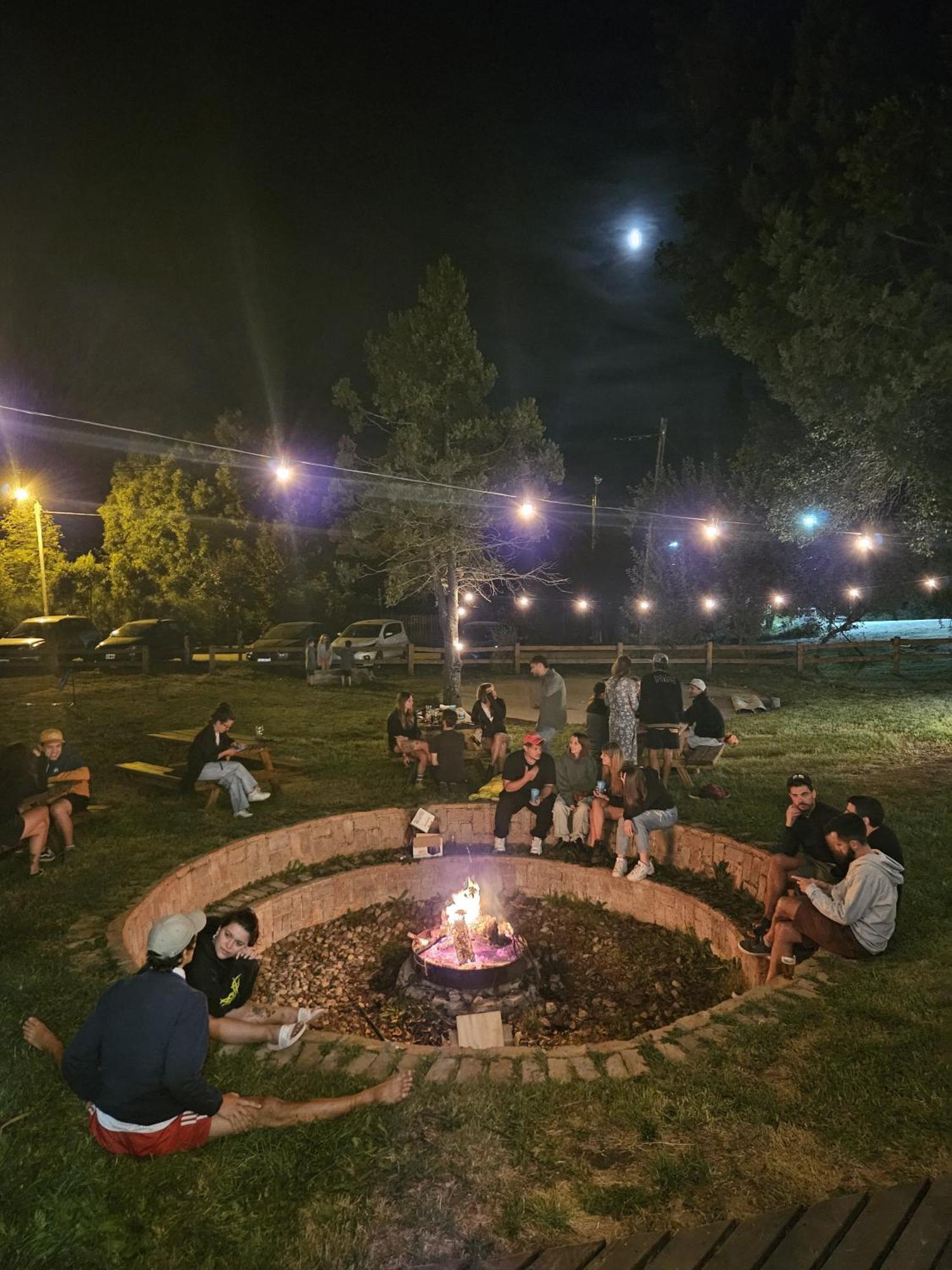 Hostel Capsula Refugio Oeste サンカルロスデバリローチェ エクステリア 写真